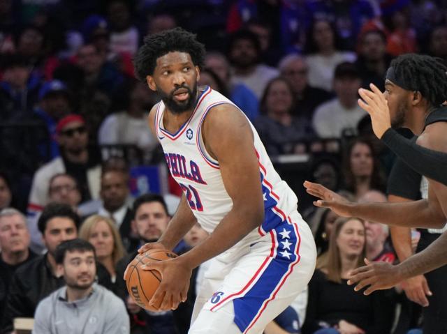 九游体育app-76人崩塌！揭秘恩比德膝伤：若动手术需休养1-2年