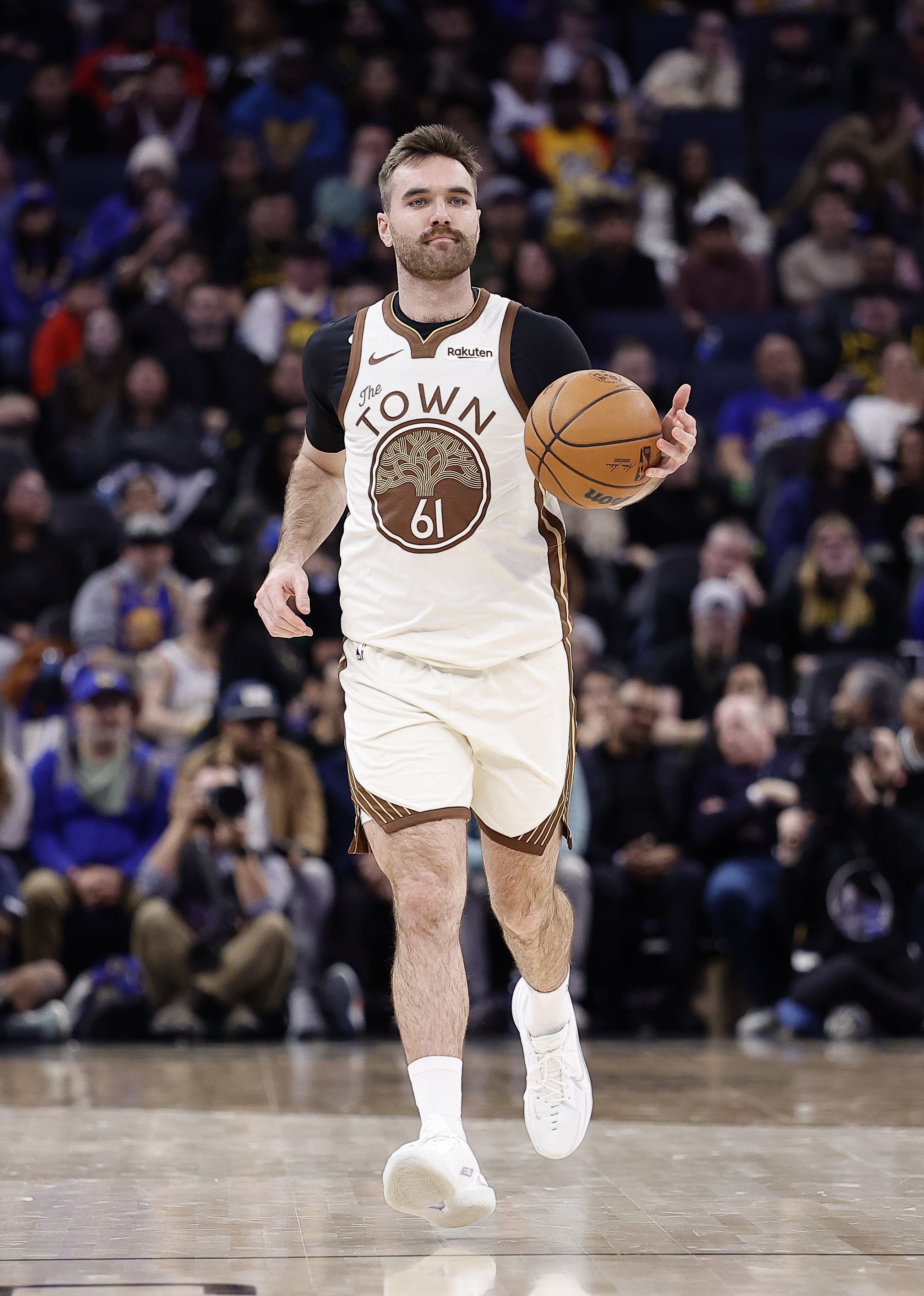 九游体育app-库里过去11场缺席期间 斯潘塞3场得分全队最高 梅尔顿&amp;穆迪2次